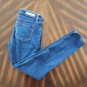Refuge Skinny Jeans